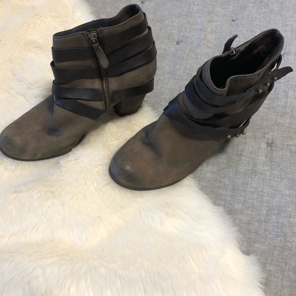 BP Train trolley leather distressed taupe boots 10 - Picture 2 of 7